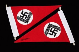 WW2 German Wehrmacht (Army) vehicle /command pennants