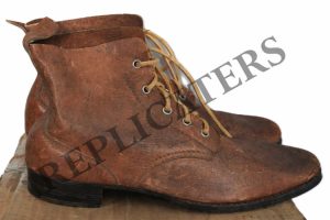 WWII Imperial Japanese Army (IJA) Type 1939 field boots (aged)
